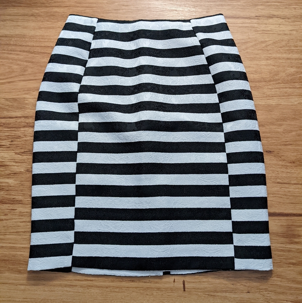 Ann Taylor Petite Pencil Skirt NWT Black White